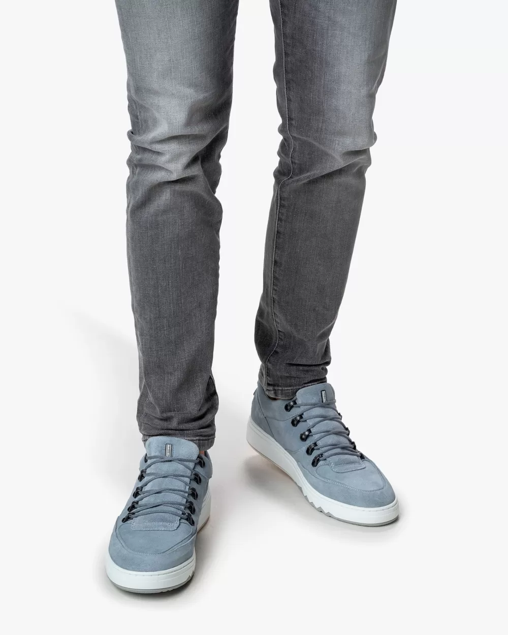 Floris van Bommel Weekend | Sneaker>De Kupster 02.07 Hellblau