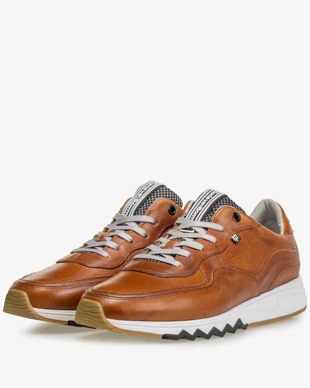 Floris van Bommel Sneaker>Nineti 08.02 Cognac